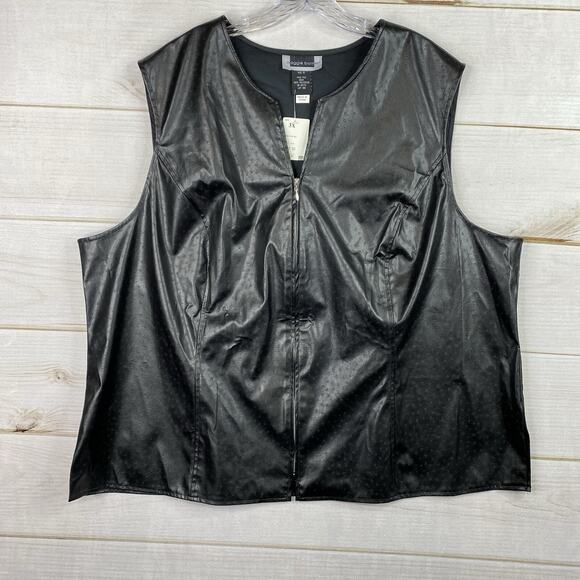 Maggie Barnes Jackets & Blazers - Maggie Barnes 3x Faux Leather Vest Black Pebbled Full Zip Lightweight Biker NWT
